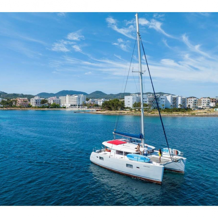 Nusa | Lagoon 400 photo 8