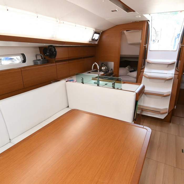 Kiss Kiss | Sun Odyssey 419 photo 17