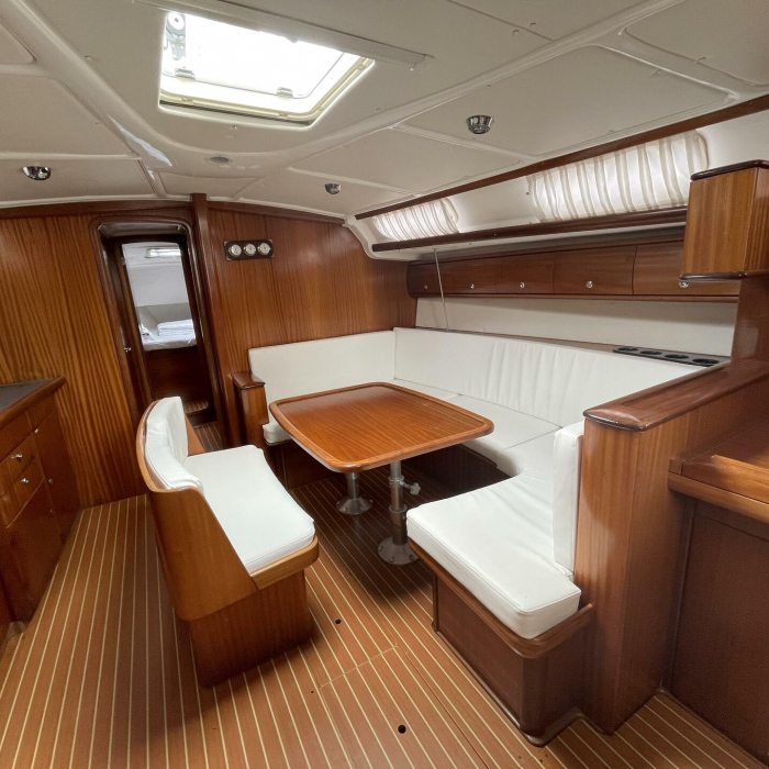 Classic | Bavaria 44 photo 22