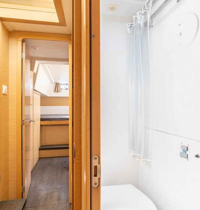 Catallou | Lagoon 39 photo 19