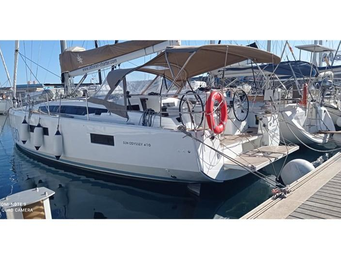 Alboran Verdejo (Las Galletas/Marina del Sur) | Sun Odyssey 410 (3Cab) photo 2