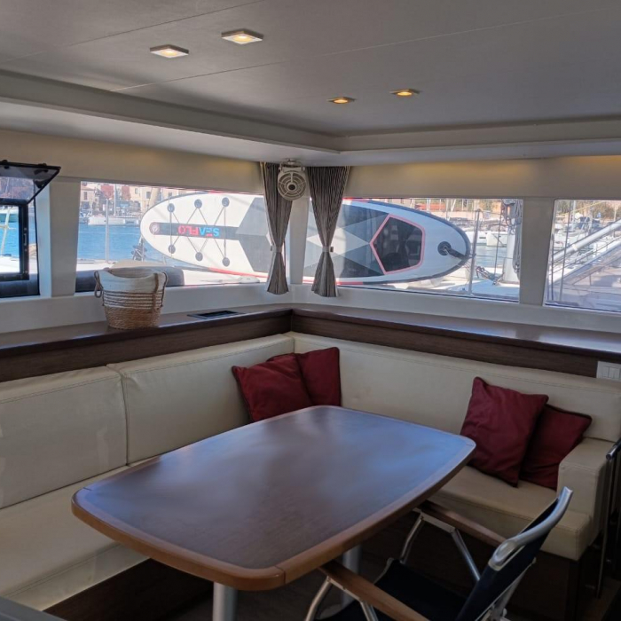 FO'S | Lagoon 450 Flybridge photo 10