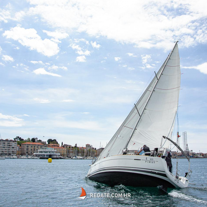 Thetis | First 35 photo 2