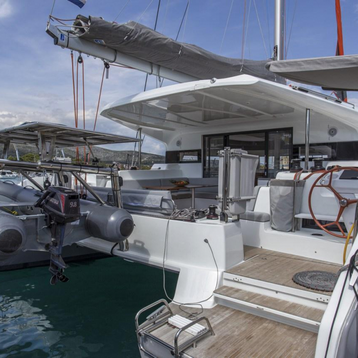 White Lotus | Excess 15 photo 8