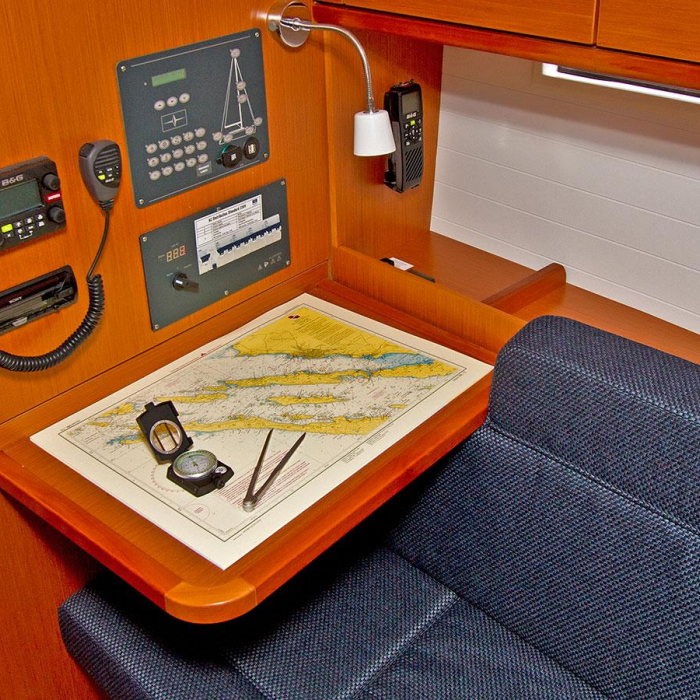 Merara | Bavaria Cruiser 37 photo 18