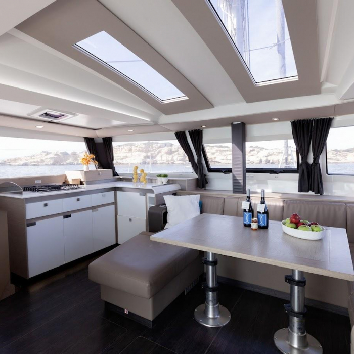Olympus - Green Wave | Fountaine Pajot 45 photo 13