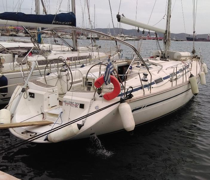 Hellenic Sky | Bavaria 44 photo 2