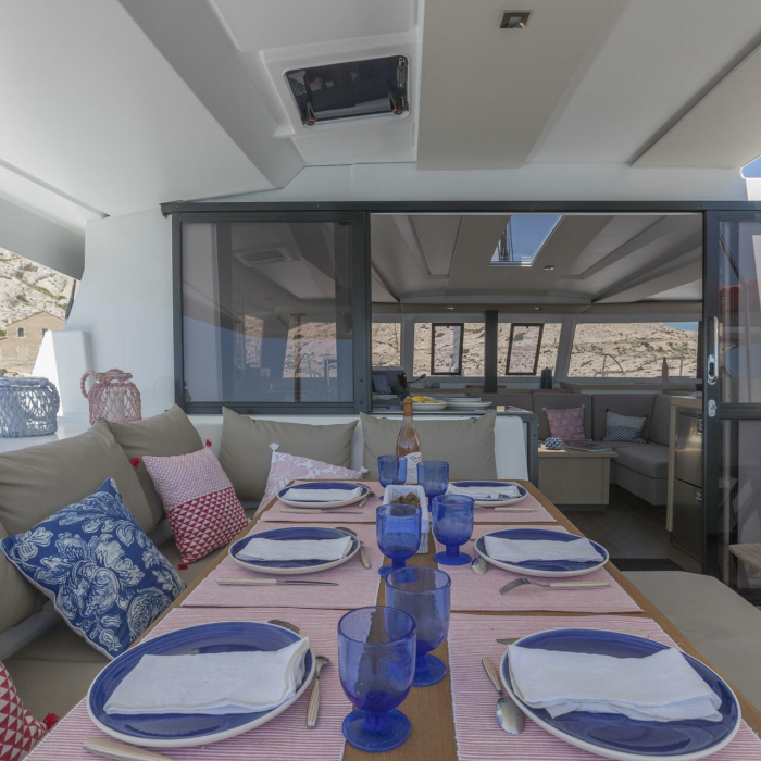 Bôrev | Fountaine Pajot Astrea 42 photo 5