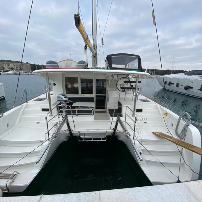 Nirvana | Lagoon 39 photo 11