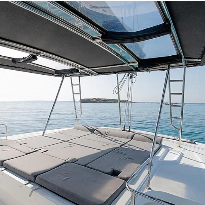 Sophia | Lagoon 50 photo 22