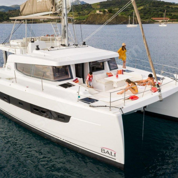 Honour | Bali 4.8 OW photo 5