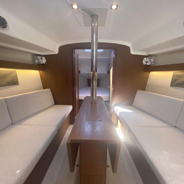 Trapani Vela Club | Oceanis 34.1 photo 13