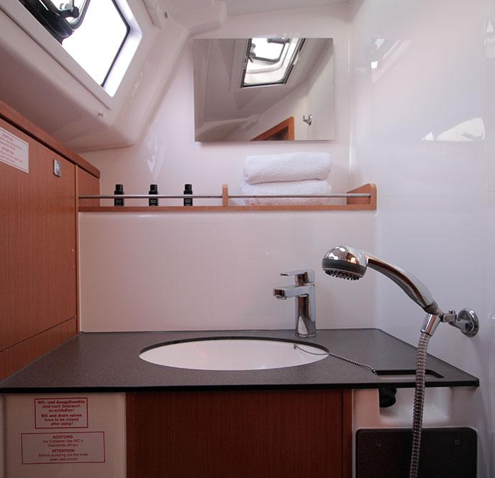 Chilly Lilly | Bavaria Cruiser 37 6 photo 15