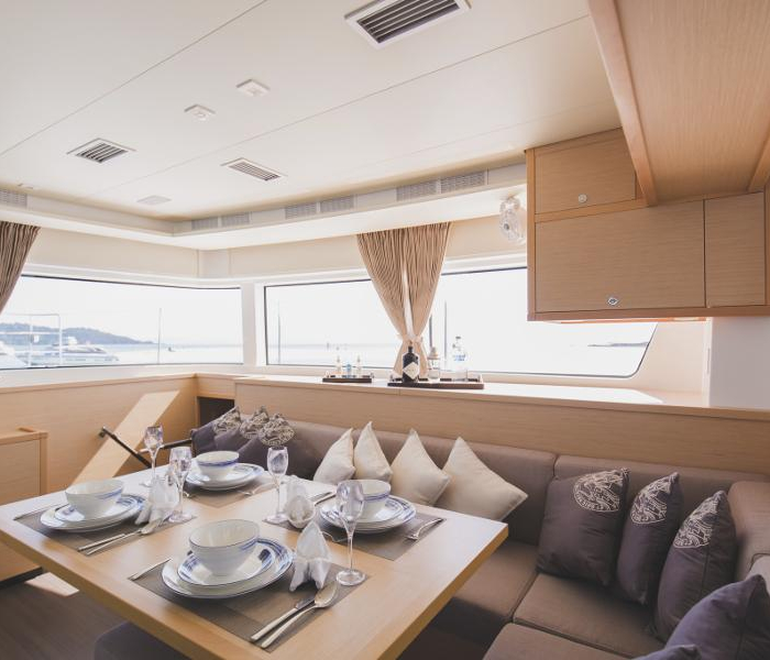 Blue Moon | Lagoon 52F photo 32