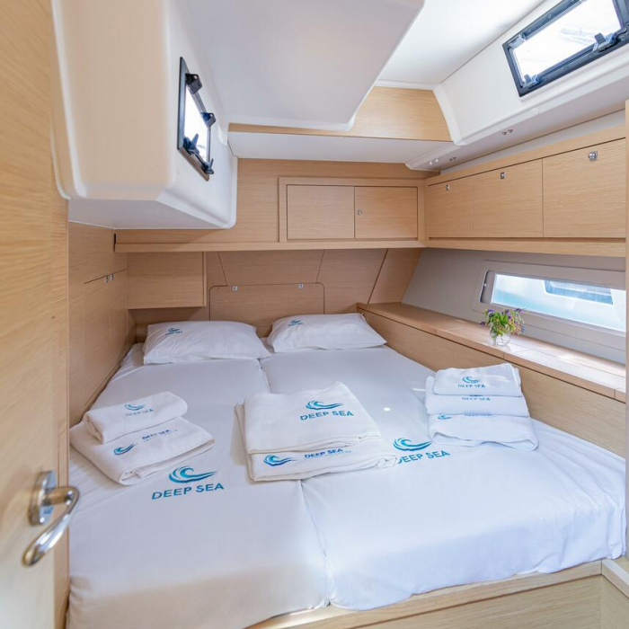 Robin | Dufour 470 photo 18