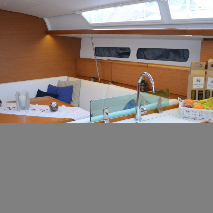 Luka Ploče | Sun Odyssey 419 photo 3