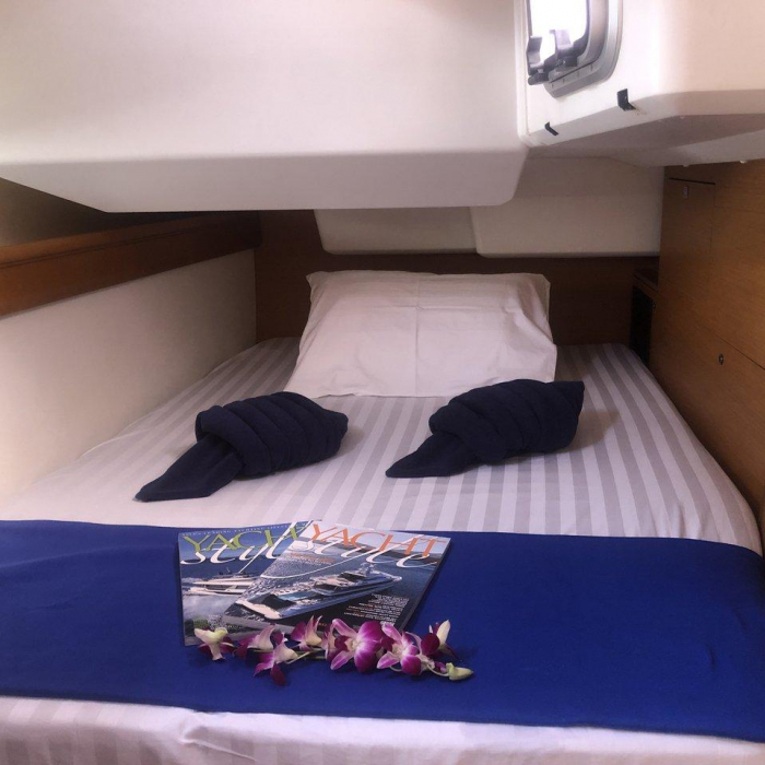 Aurora Belle | Sun Odyssey 469 photo 19