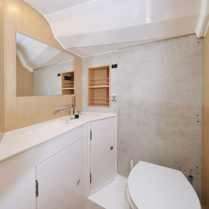 Levente | Bavaria C42 photo 11