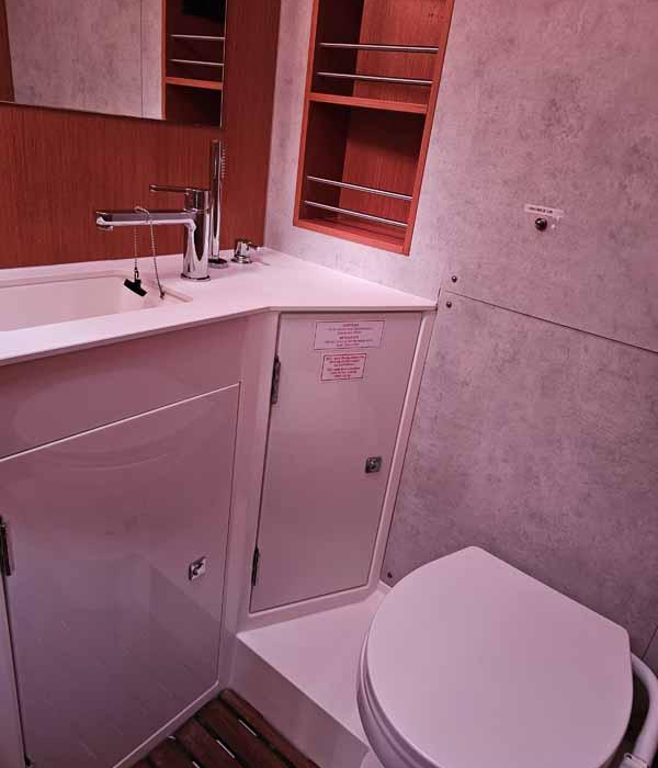 Nola | Bavaria C42 photo 13