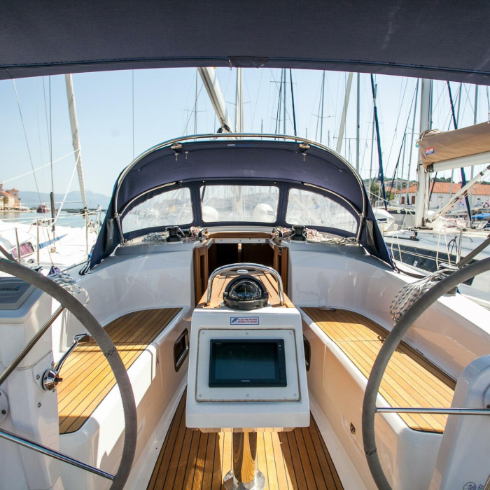 Take Five | Bavaria Cruiser 34 photo 2