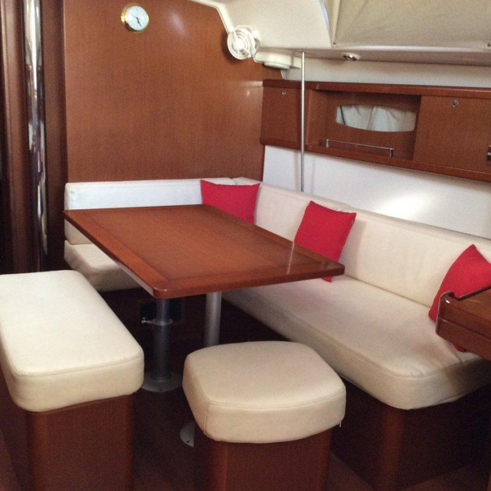 Fantasea | Oceanis 43 photo 4