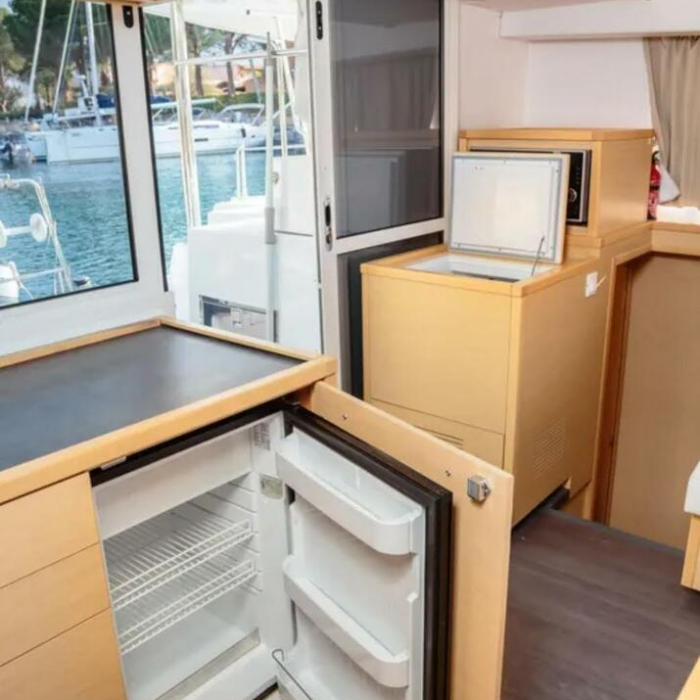 Astro | Lagoon 400 S2 photo 11