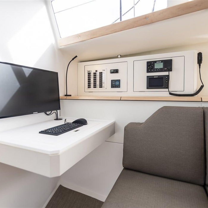 TOSTAKY | Pogo 44 photo 30