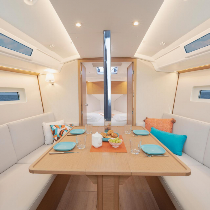 Star Kiss | Sun Odyssey 350 photo 18