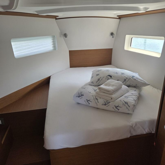 Ancsika | Sun Odyssey 380 photo 14