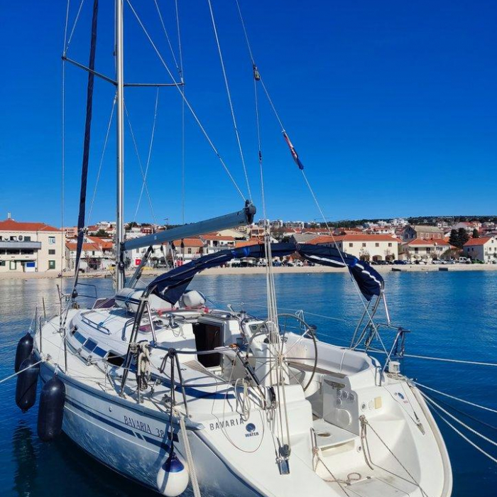 Ra | Bavaria 38 photo 7