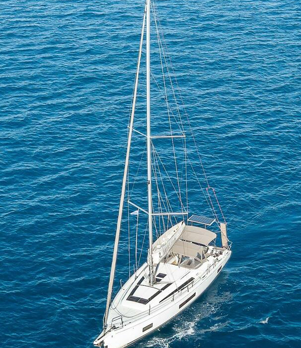Kos 46.7 | Oceanis 46.1 photo 4