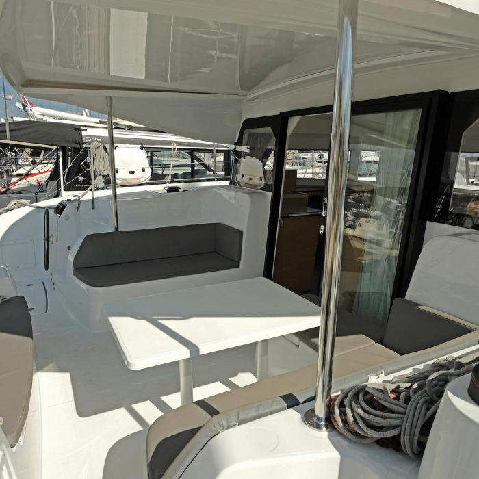 Bronze Kiss | Excess 11 photo 12