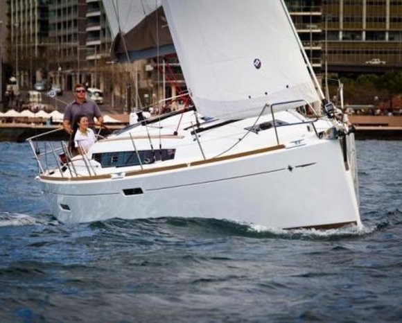 Minerva | Sun Odyssey 379 photo 1