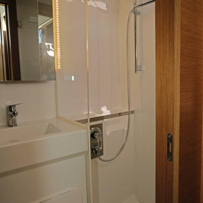 Bronze Kiss | Excess 11 photo 4