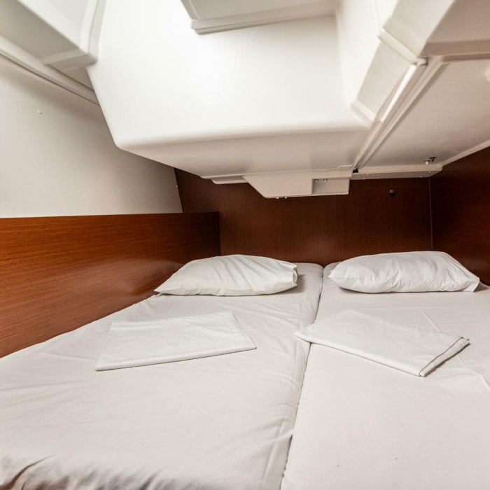 Rania | Oceanis 38.1 photo 21