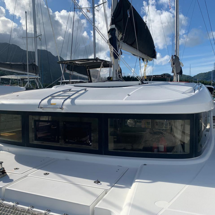 Cotopaxi | Lagoon 40 photo 7