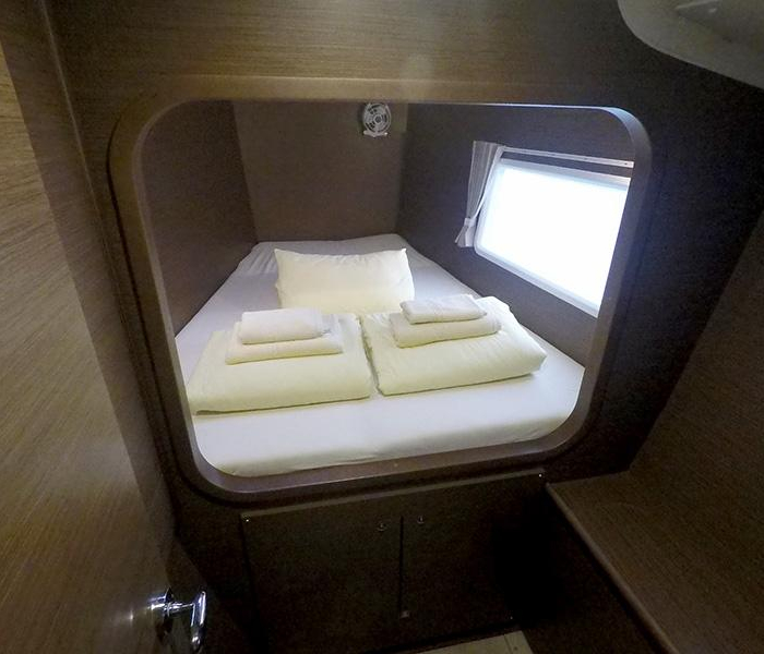 Grey pearl | Lagoon 380 photo 18