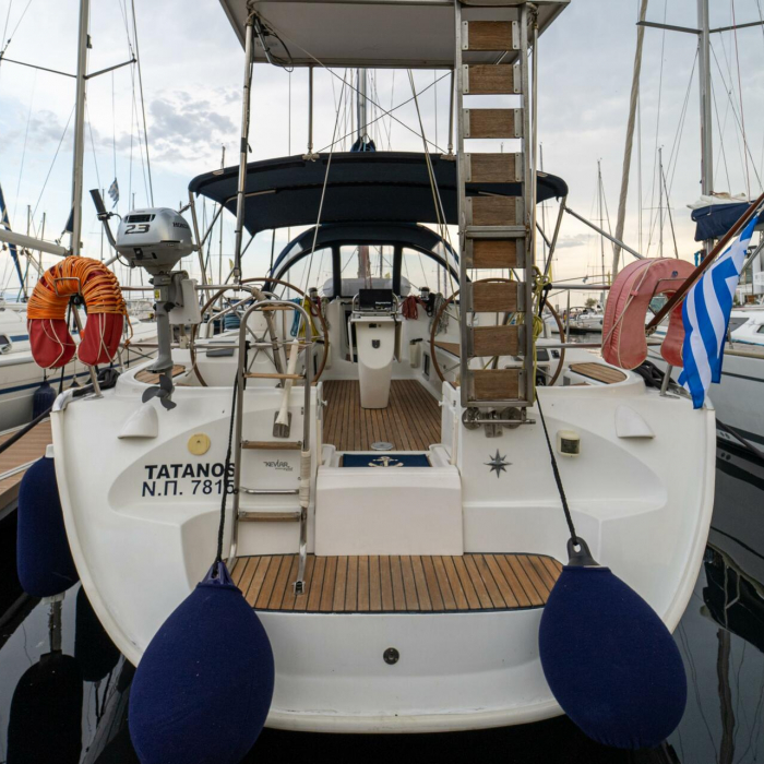 Tatanos | Sun Odyssey 43 photo 8