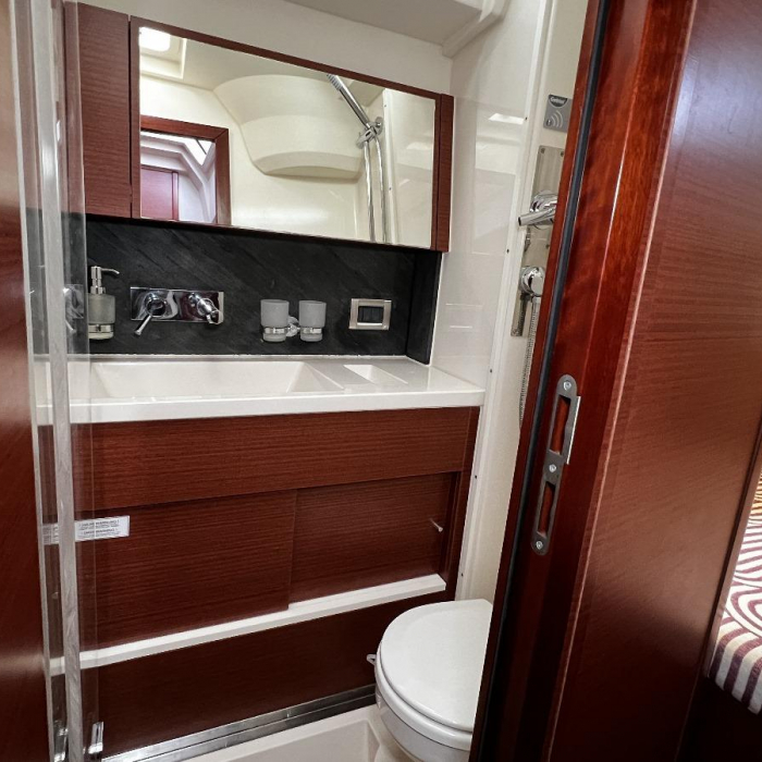 MiR | Hanse 548 photo 12