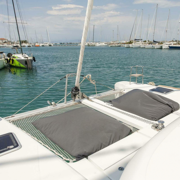 U2 | Lagoon 39 photo 7