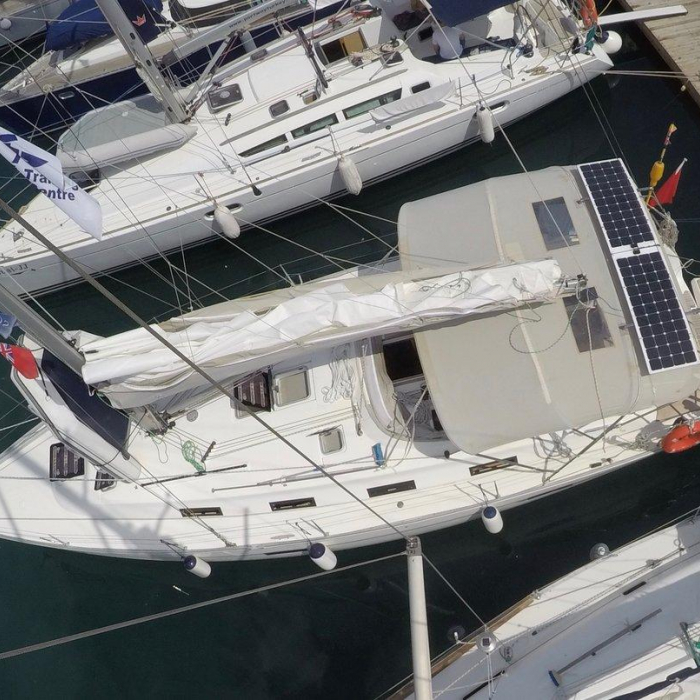 Almina | Bavaria Cruiser 40 photo 13