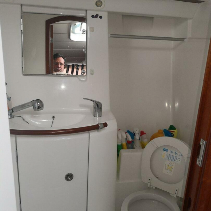 Andromeda | Beneteau 393 photo 14