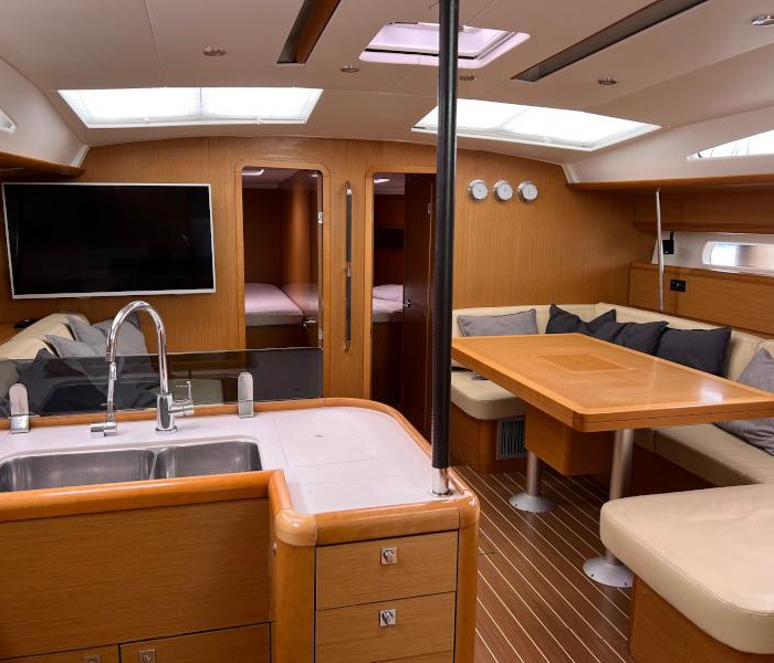 Anita | Jeanneau Yacht 53 photo 5