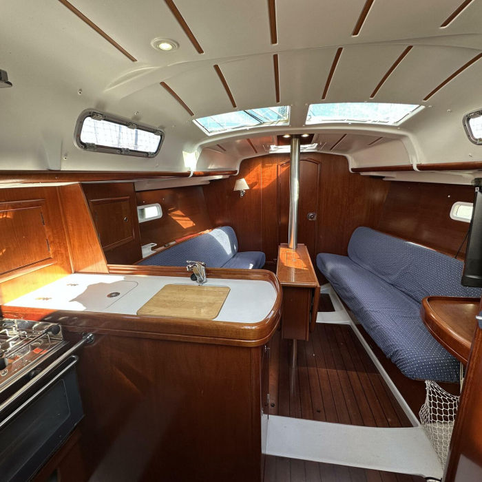 Cassiopea | Oceanis 323 Clipper photo 32