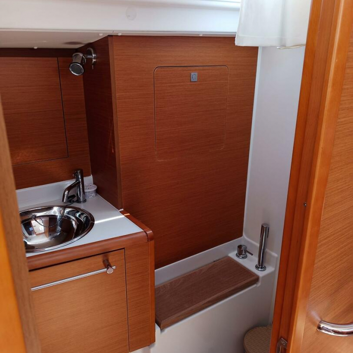 Foxy | Sun Odyssey 419 photo 14