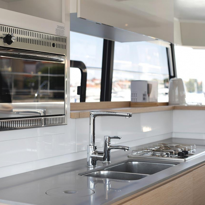 Anrik | Fountaine Pajot MY 37 photo 27