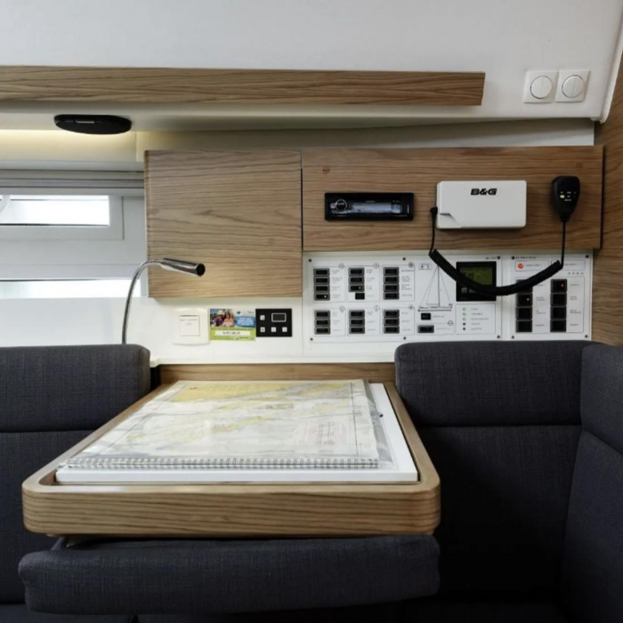 Val | Elan Impression 40 photo 8