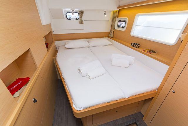 Callisto | Lagoon 400 S2 photo 17