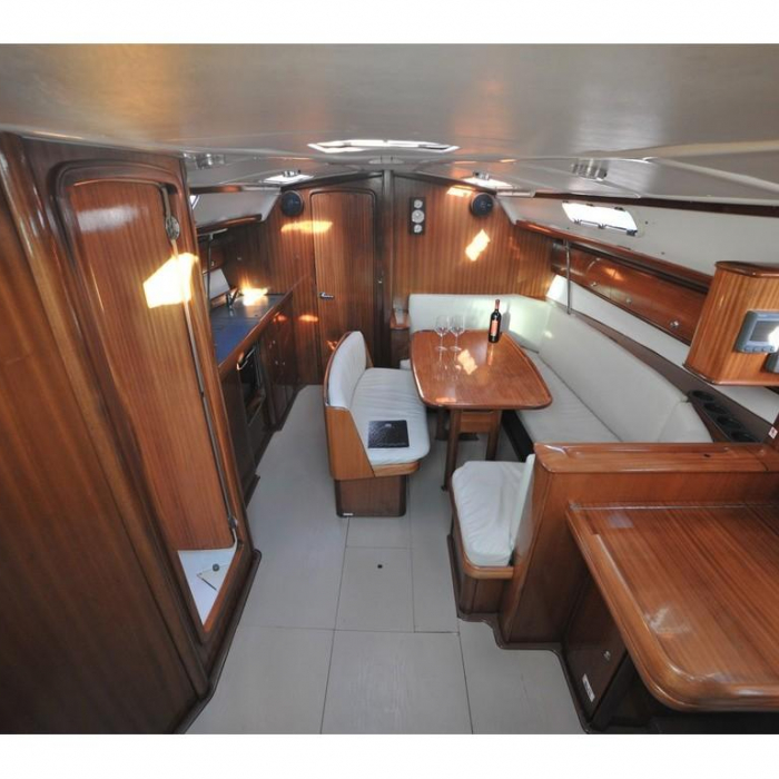Tommy | Bavaria 38 photo 18
