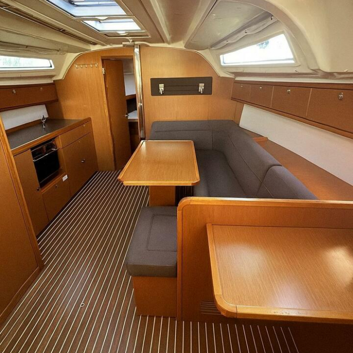 Bintan | Bavaria Cruiser 41 photo 13